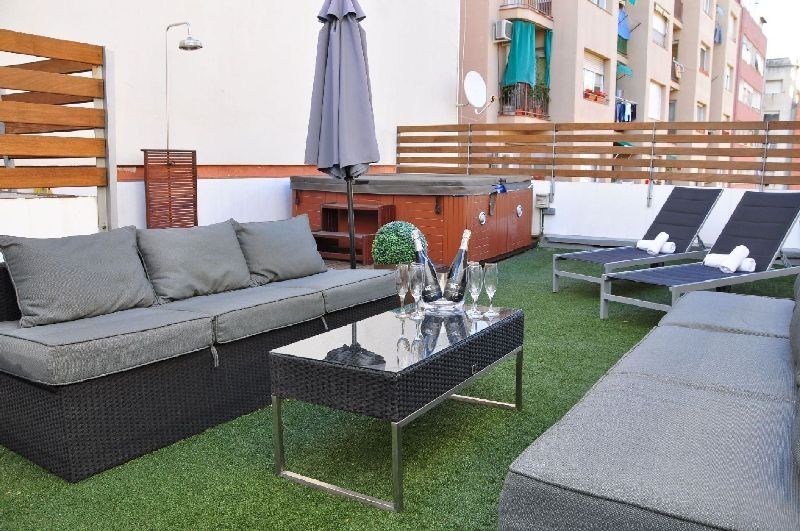 Mh Apartments Sant Pau Barcelona Exterior photo