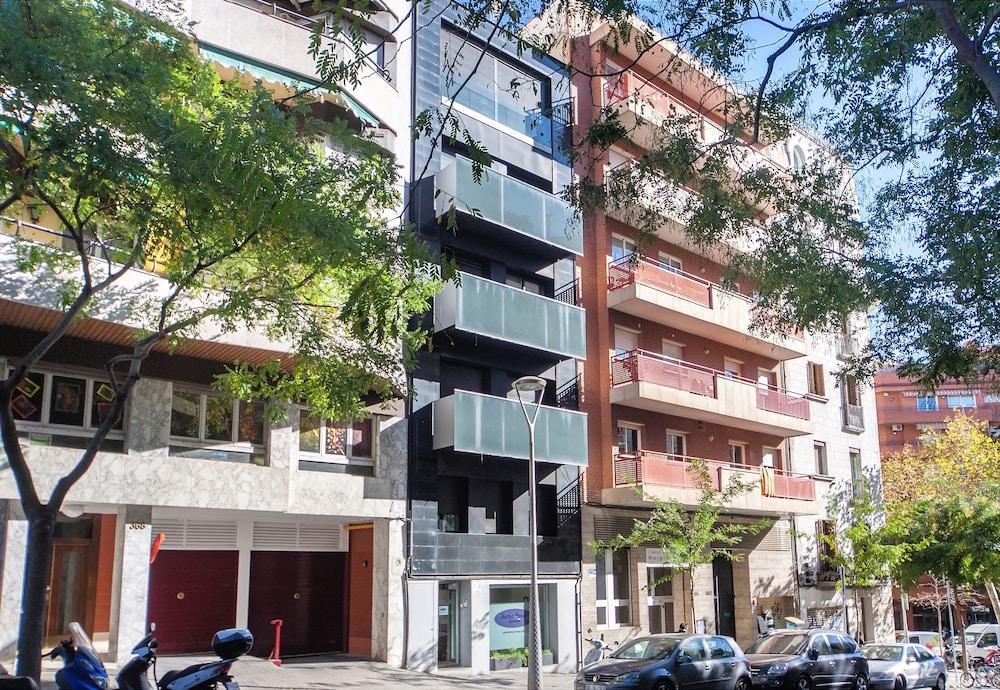 Mh Apartments Sant Pau Barcelona Exterior photo